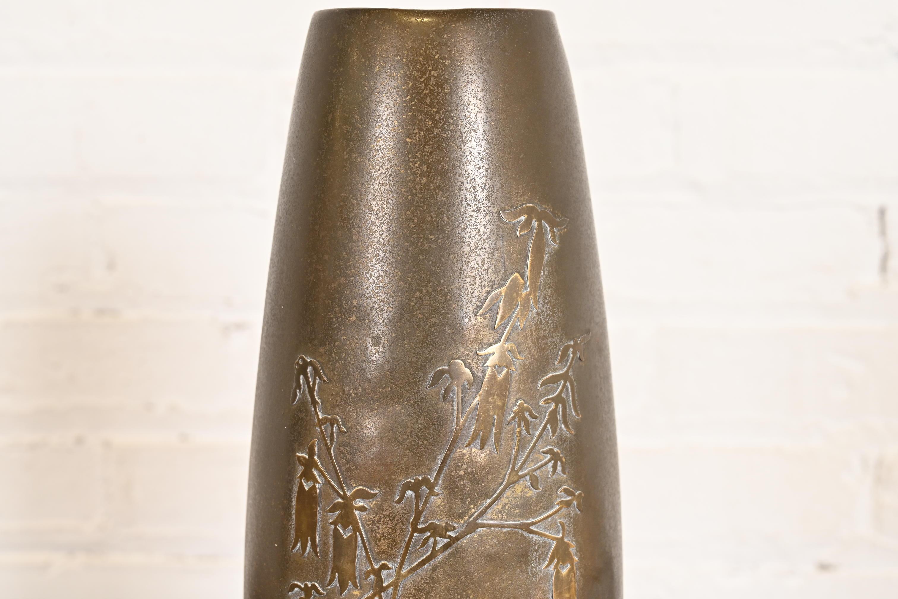 Argento 925 Silver Crest Arts & Crafts Vaso alto in argento e bronzo in vendita
