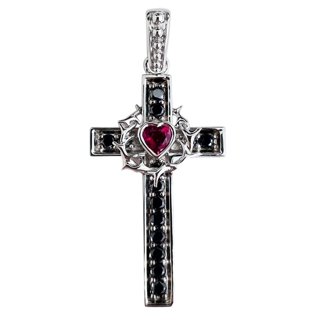 Colgante Cruz de Plata con Corazón de Rubí y Diamante Negro
