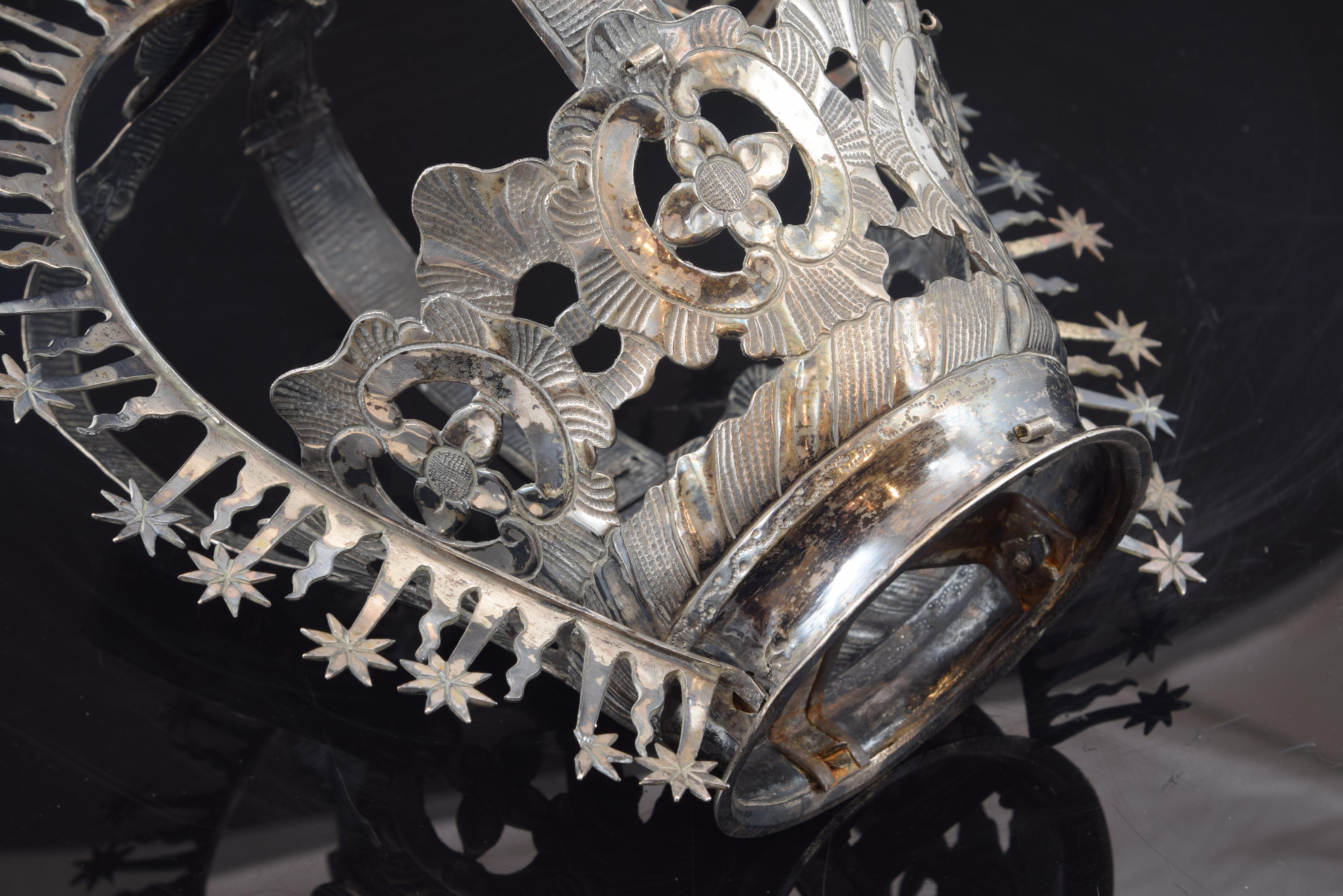 Silver Crown, 18th Century In Fair Condition In Madrid, ES