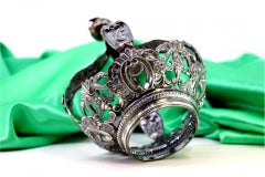 Silver crown of Virgin Mary with acanthus reliefs, cutouts and dove finial