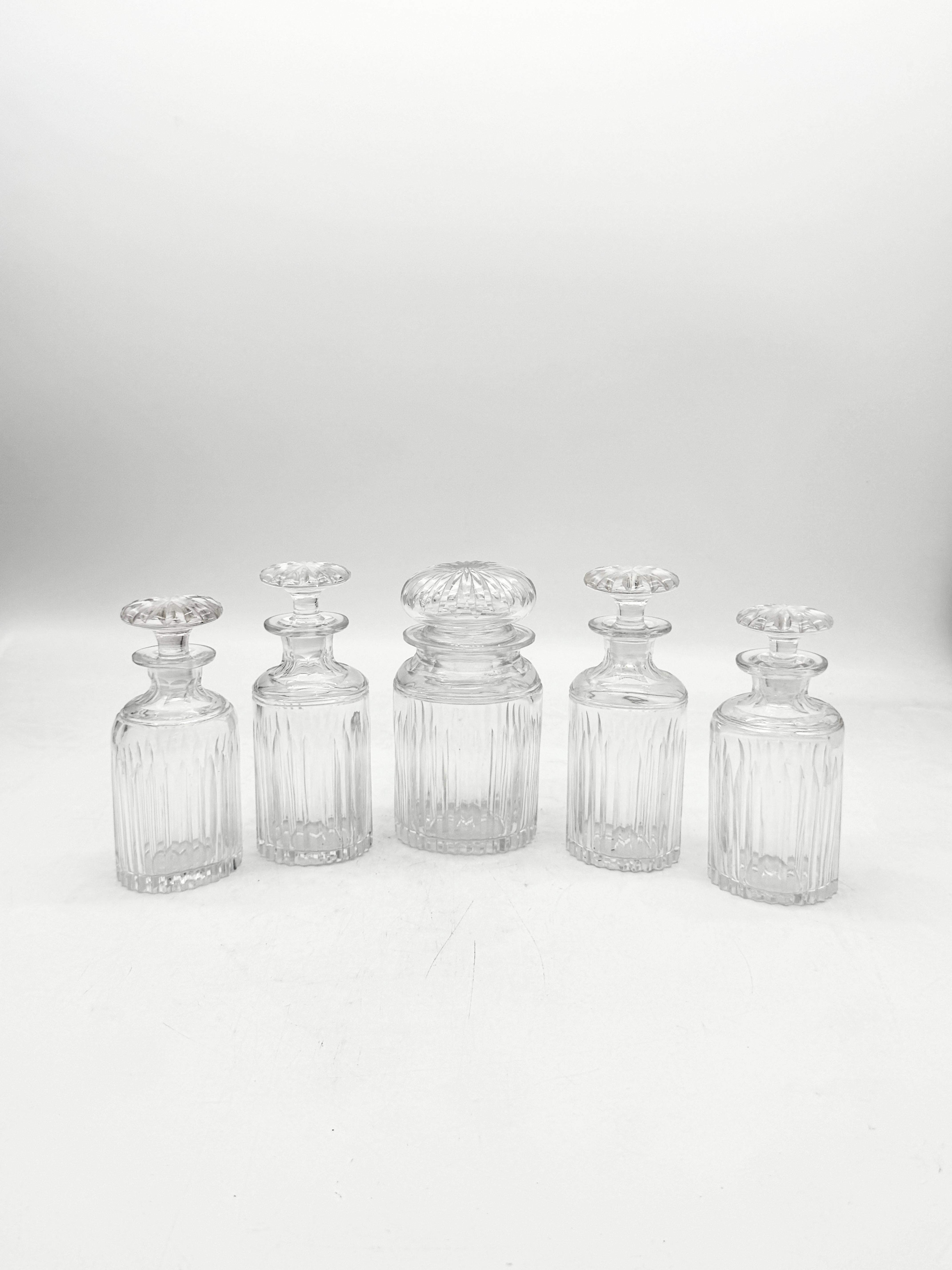 Set di ampolle d'argento in vendita 5