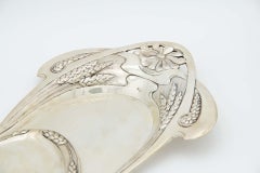 Silver crumb catcher set