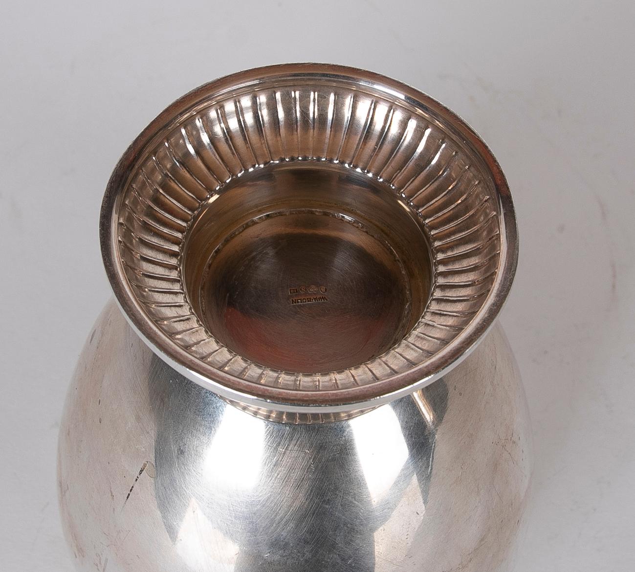 Silver Cup of the Russian House of Bolin with Decoration of Shield with Letterin For Sale 7