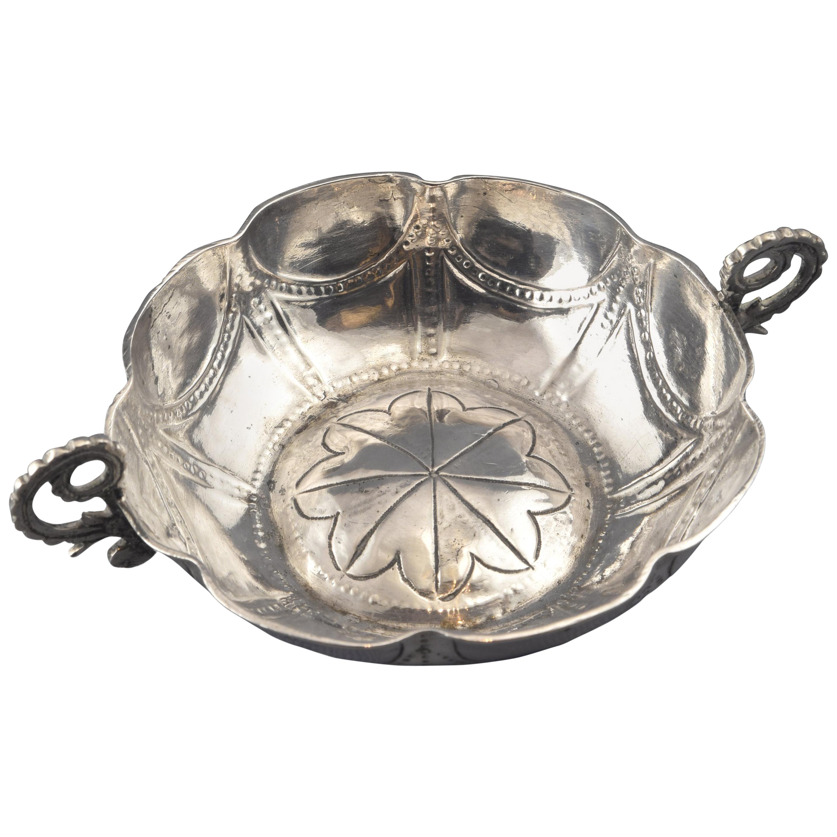 Silver Cup "tembladera", 18th Century For Sale