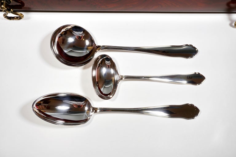 Silver Cutlery Set for 12 People in Showcase Vienna Jarosinski & Vaugoin ca 1925 For Sale 4