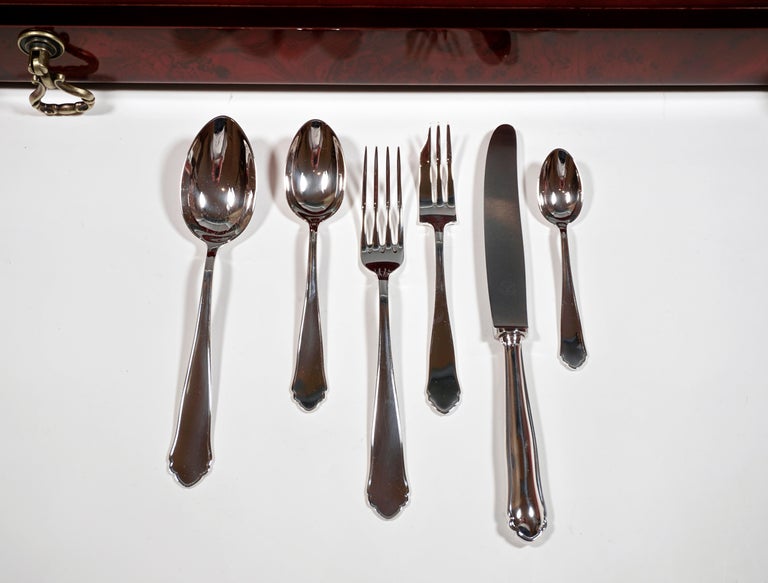 Early 20th Century Silver Cutlery Set for 12 People in Showcase Vienna Jarosinski & Vaugoin ca 1925 For Sale