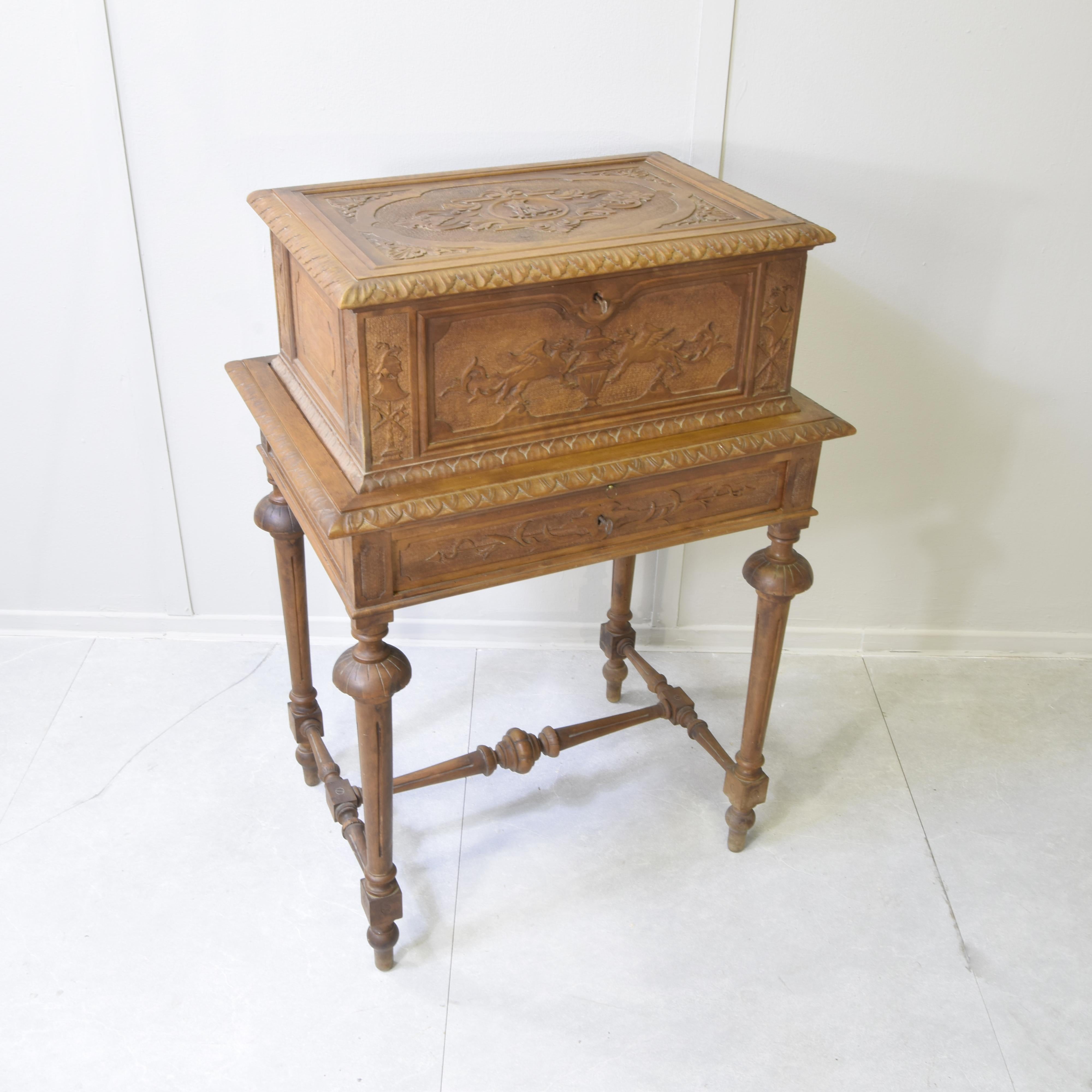 Silver cutlery set with carved wooden box (silversmith A.Cesa S.C., early 20th c 4