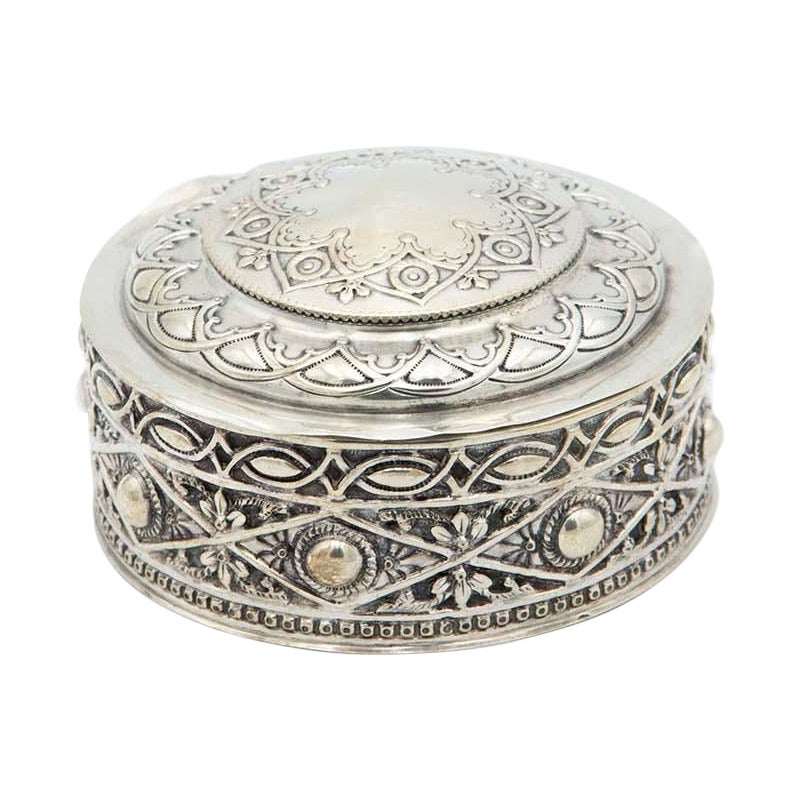 Silver cylindrical jewelry box