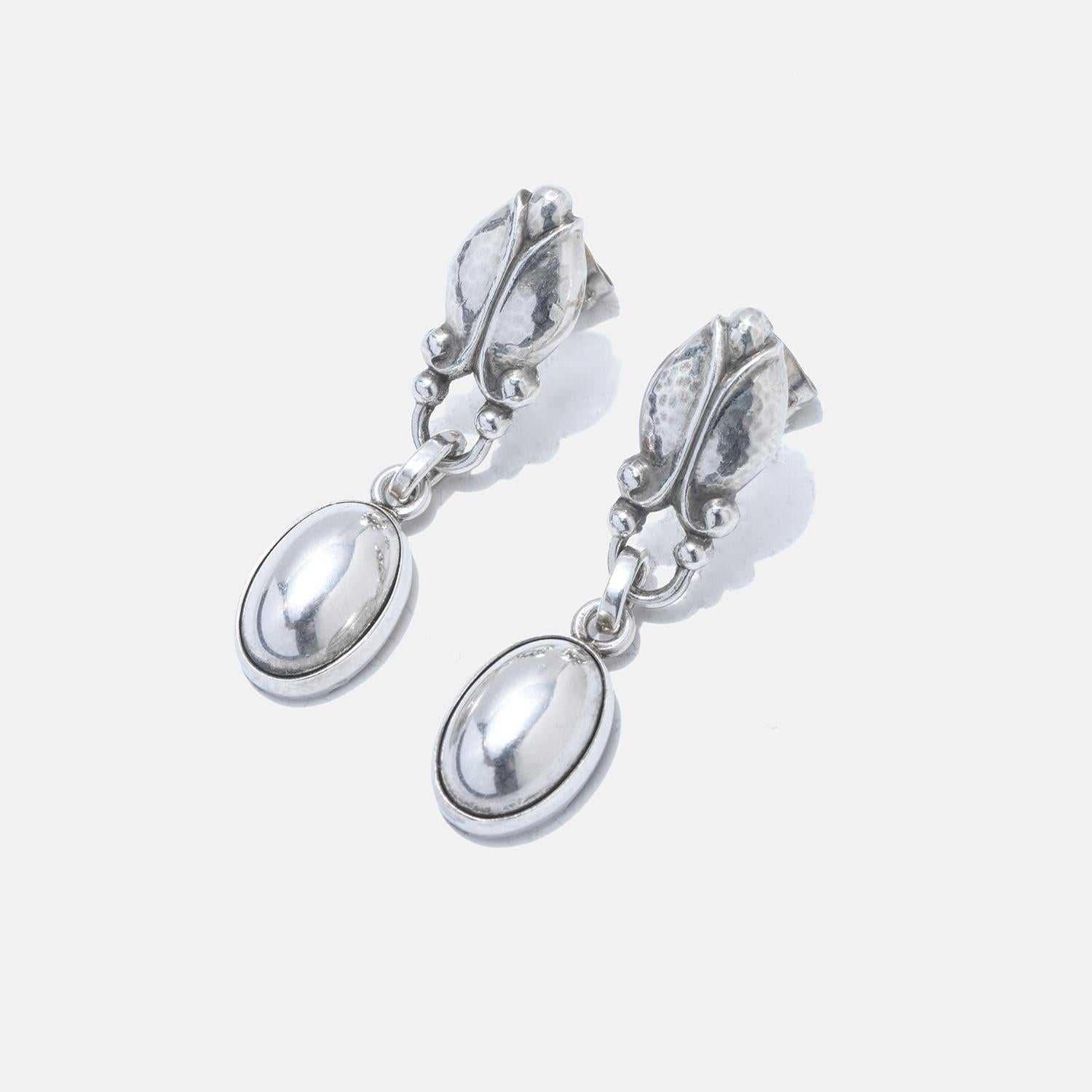 Silber-Ohrringe mit baumelndem Silber von Georg Jensen im Zustand „Gut“ im Angebot in Stockholm, SE