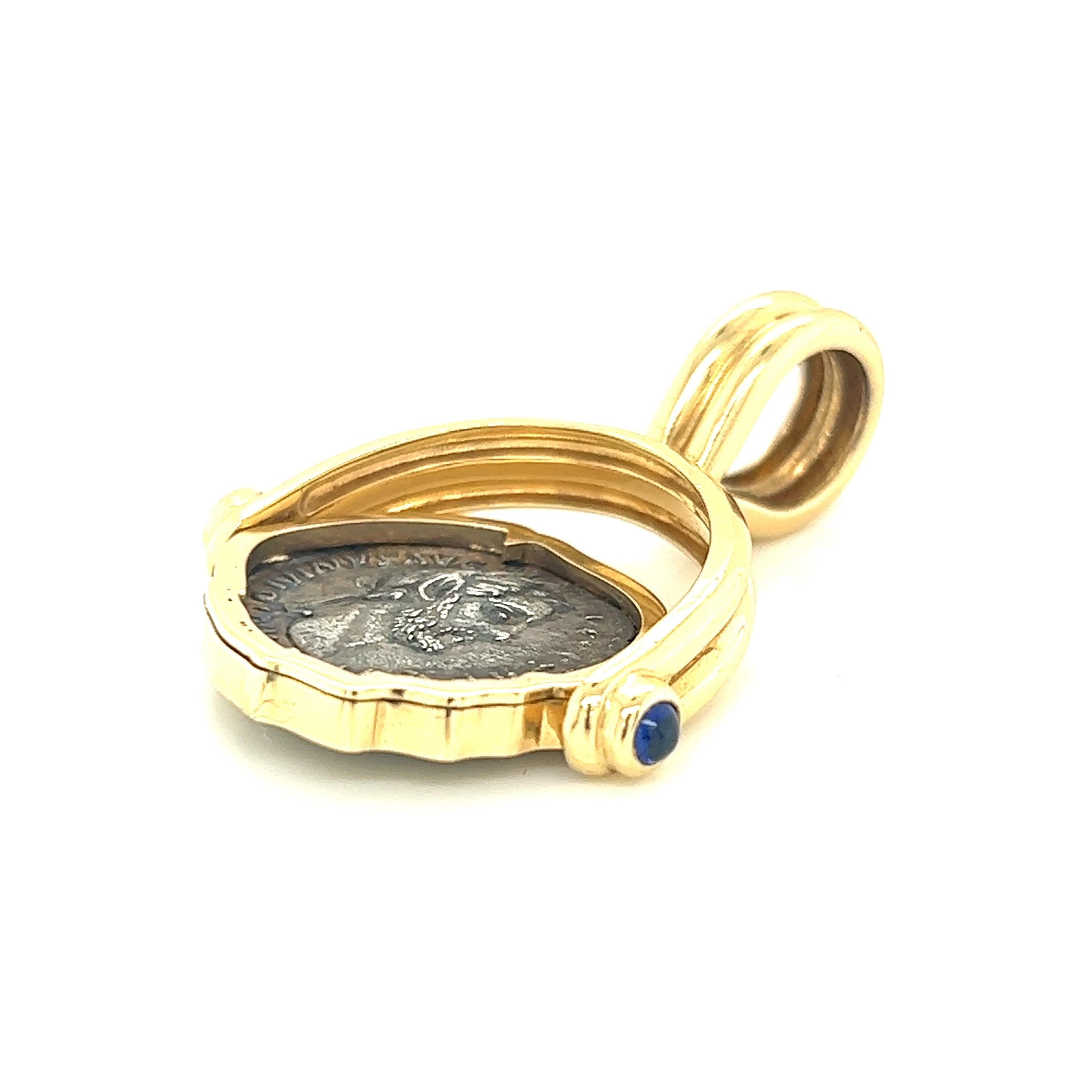 Silver Denarius Coin Antonius Pius Flip Pendant with Cabochon Sapphires In New Condition For Sale In New York, NY