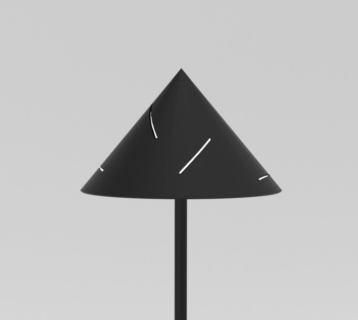 Postmoderne Lampe de bureau argentée d'Atelier Areti en vente