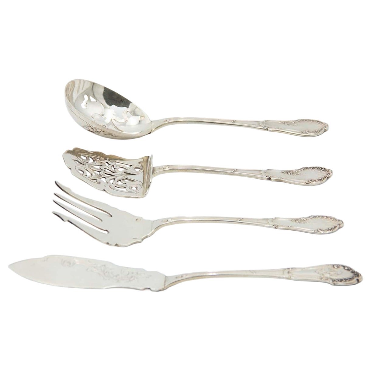 Silver dessert cutlery set