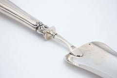 Silver dessert serving spatula