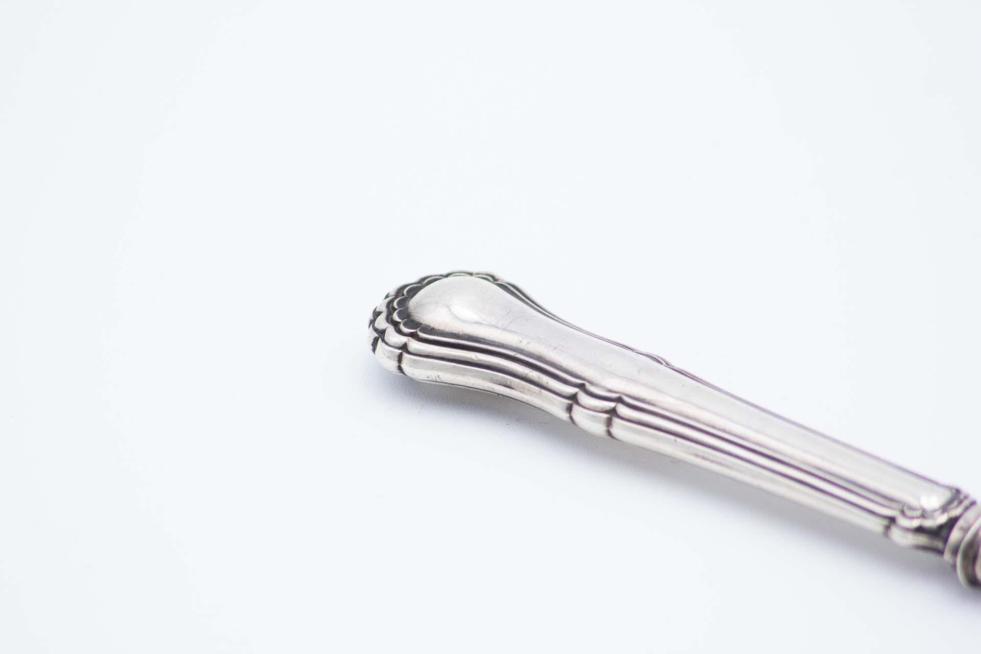 Silver dessert serving spatula (Europäisch) im Angebot