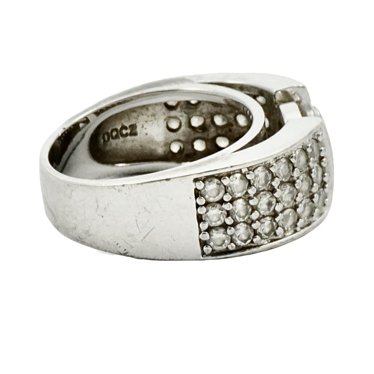 Silver Diamonique Cubic Zirconia Solitaire Ring with Pavé Shoulders In Good Condition For Sale In London, GB