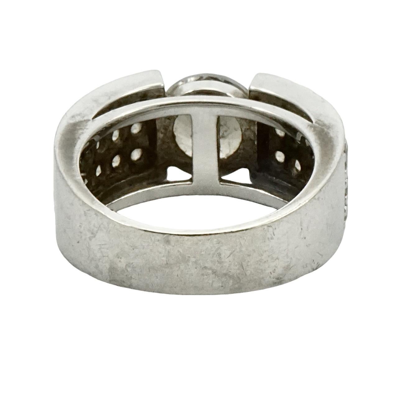 Silver Diamonique Cubic Zirconia Solitaire Ring with Pavé Shoulders For Sale 3