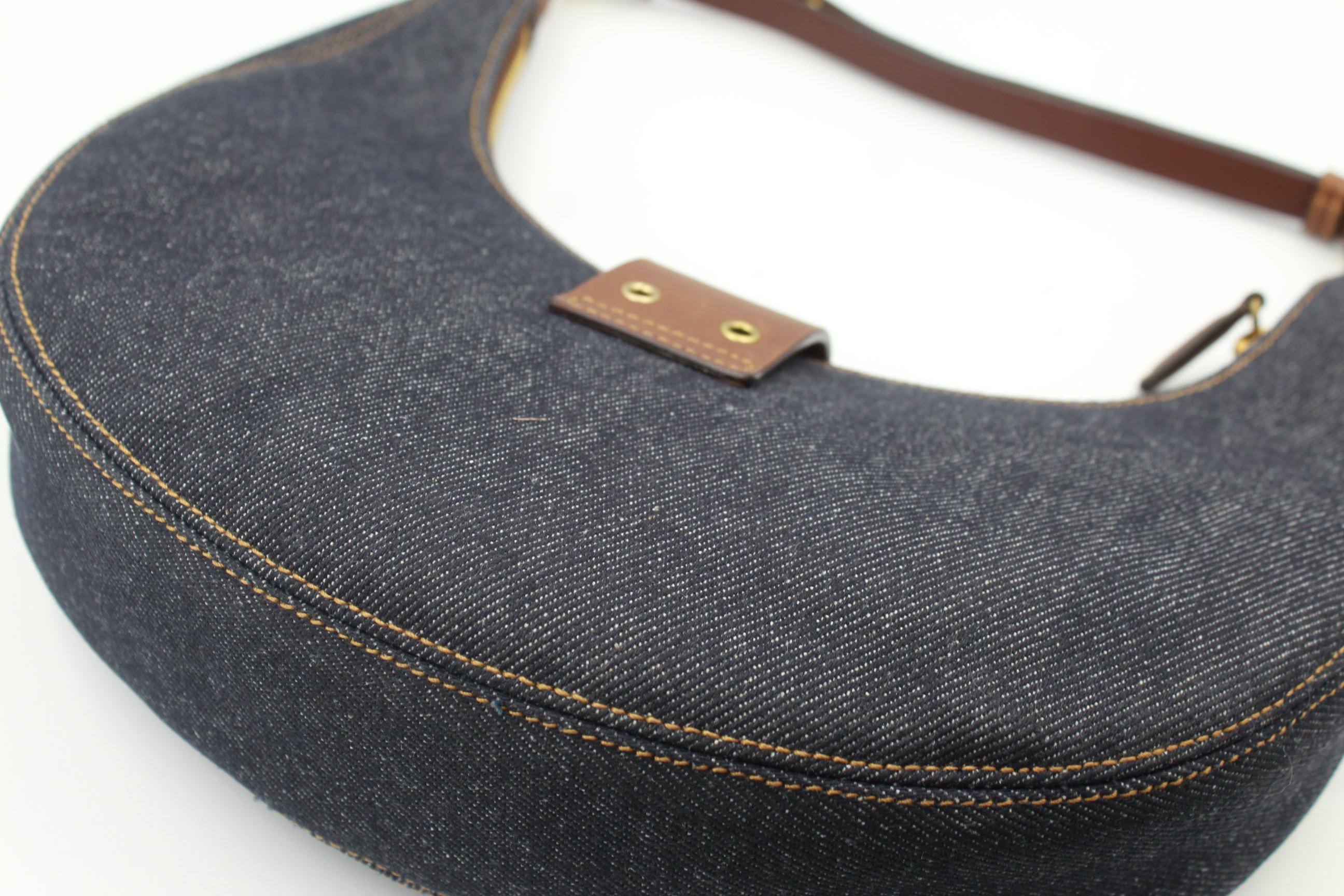 Super nice Christian Dior by Johan Galliano Handbag in Denim Canvas and Brown Leather.
Really good condiiton
Size 26x22