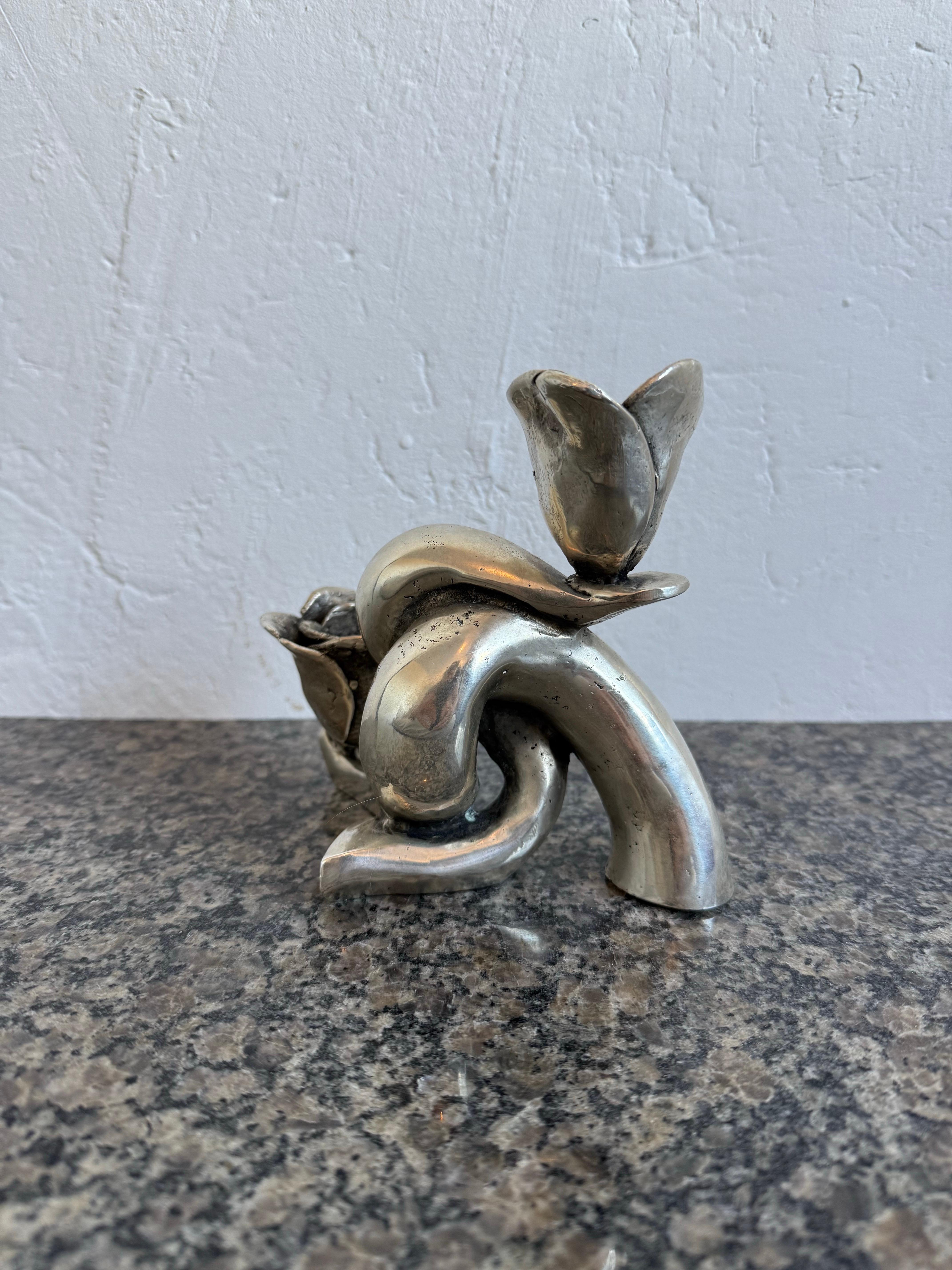 XX secolo Portacandele scultoreo in bronzo argentato, Brasile, anni '90 in vendita
