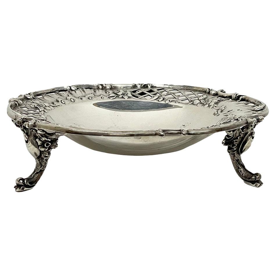 Silver dish designed by de Rudder for Wolfers, Brussel, Belgium 1892-1900 For Sale
