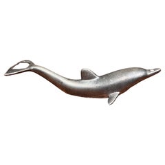  Silber- Delphin-Flaschenöffner aus der Mitte des Jahrhunderts Mad Barware