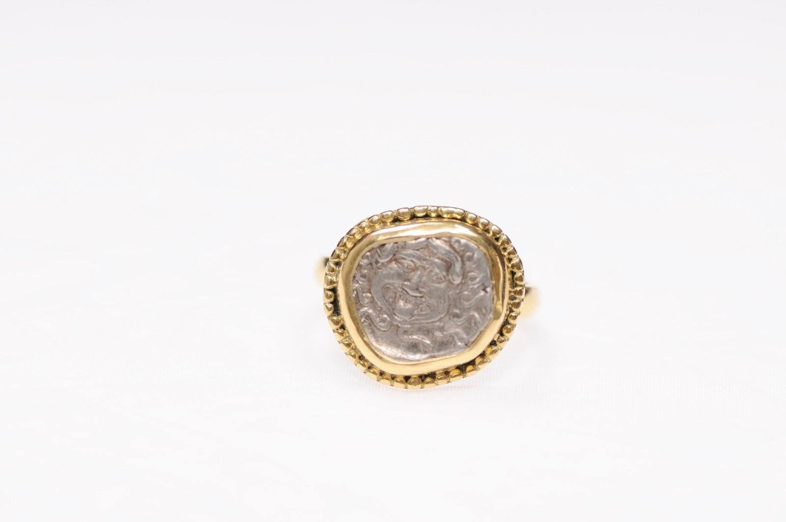 Women's or Men's Silver Drachma of Medusa in 18K Ring For Sale