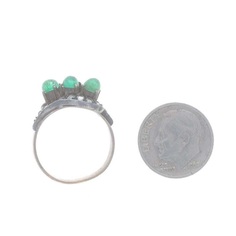Anillo Georgiano de Esmeralda y Diamantes de Plata - 14k Cab Antiguo de Tres Piedras Sz 7 en venta 1