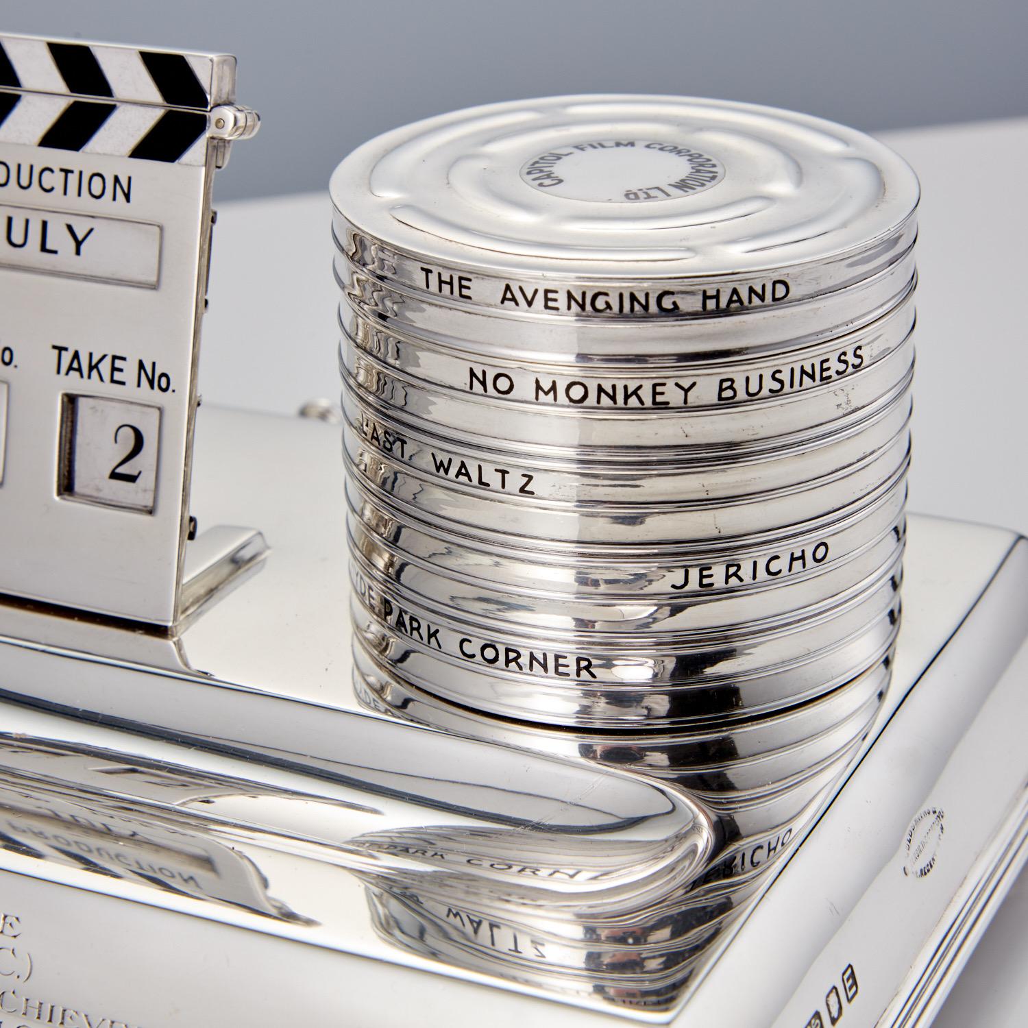 Film Tintenfass aus Silber und Emaille von Goldsmiths & Silversmiths Company London 1940 im Angebot 2