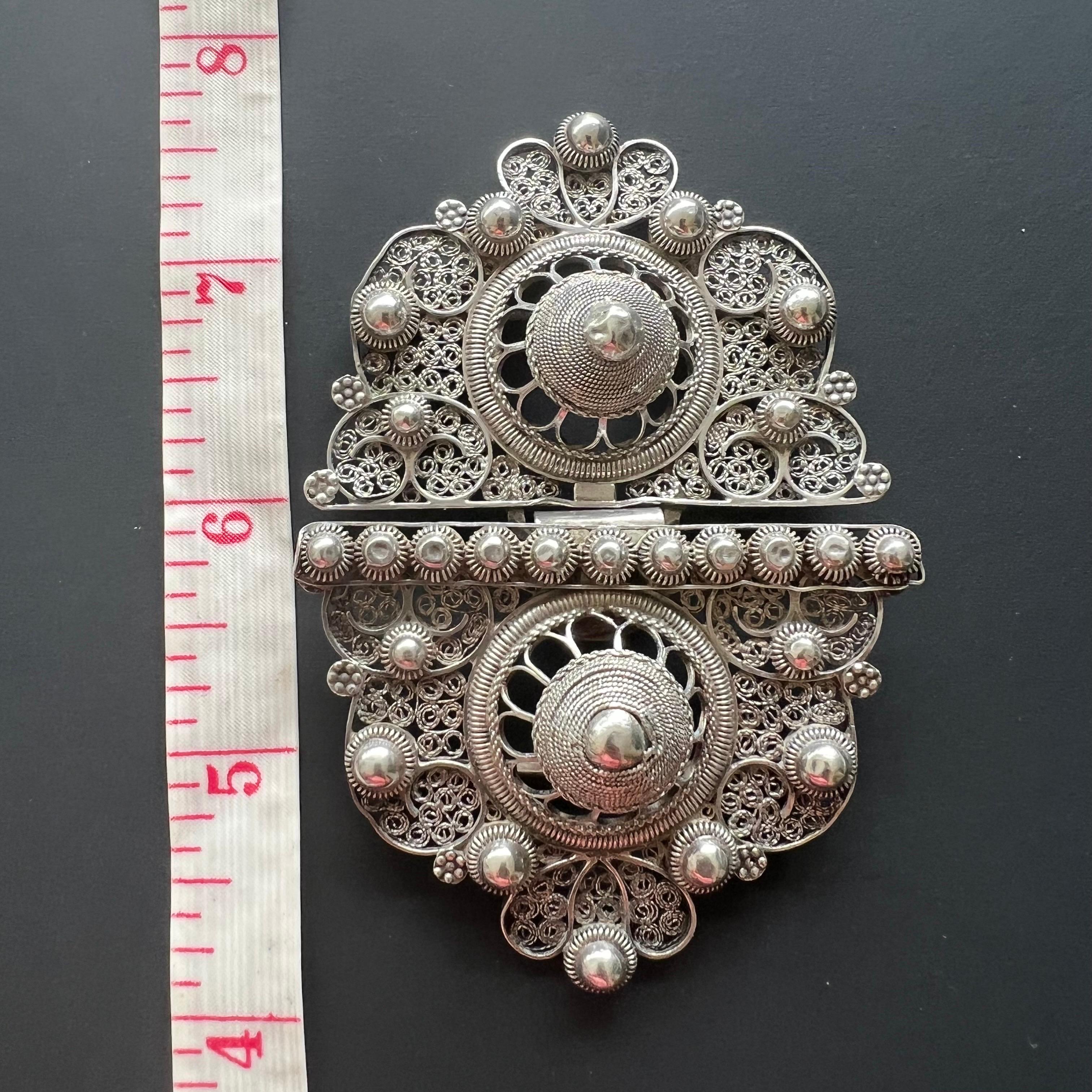 Antike florale Schnalle aus Silber Filigran und Cannetille mit Blumenschnalle im Angebot 4