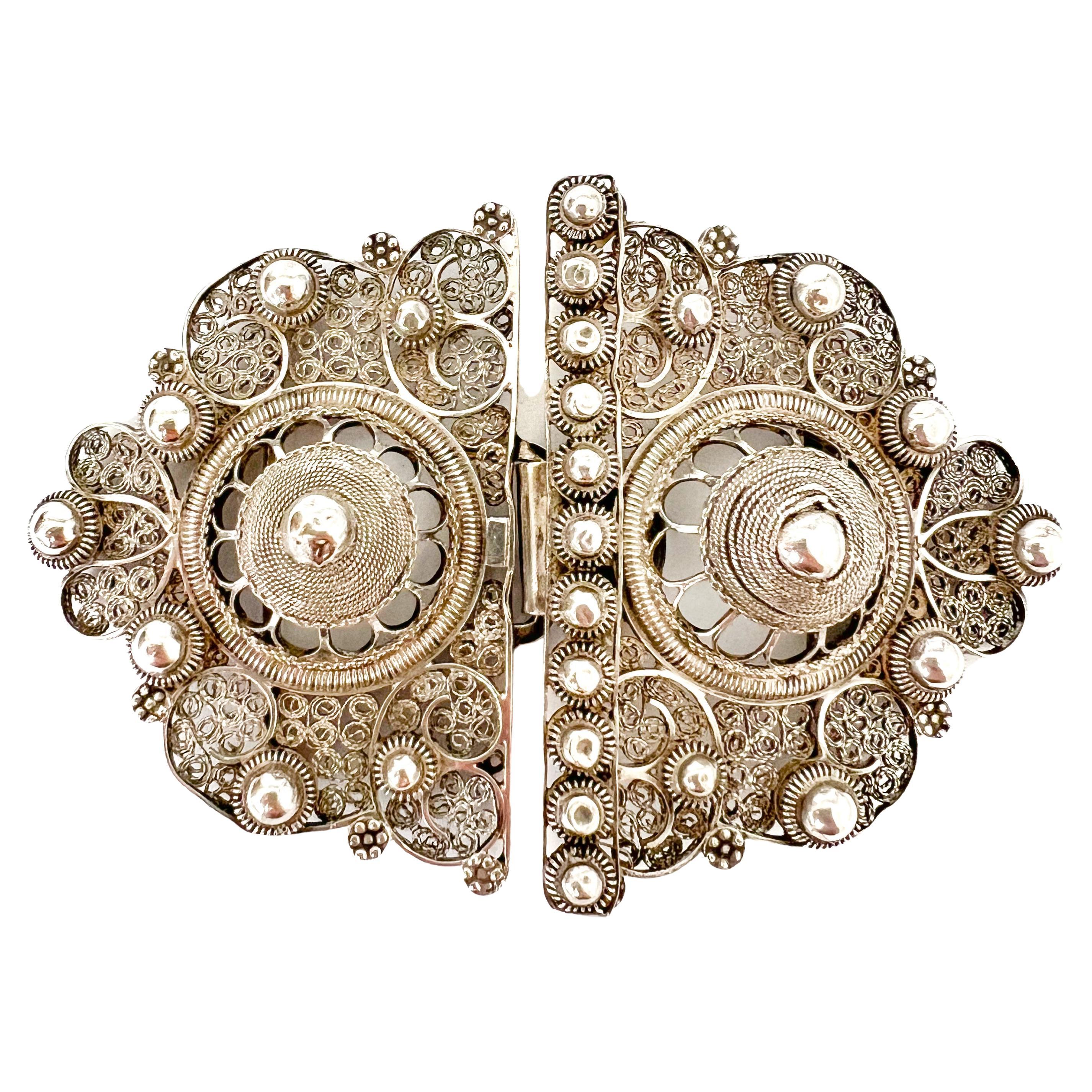 Antike florale Schnalle aus Silber Filigran und Cannetille mit Blumenschnalle im Angebot