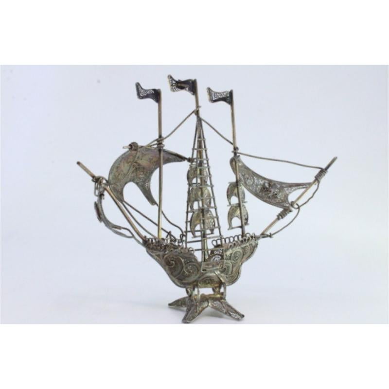 Silver filigree caravel with three flags and Portuguese symbols For Sale 1
