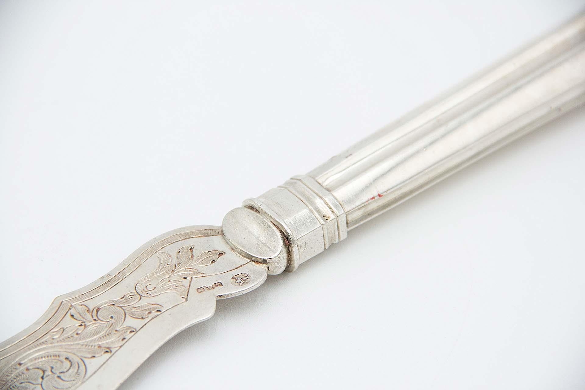 XVIII secolo Silver fish knife and fork with cutouts in vendita