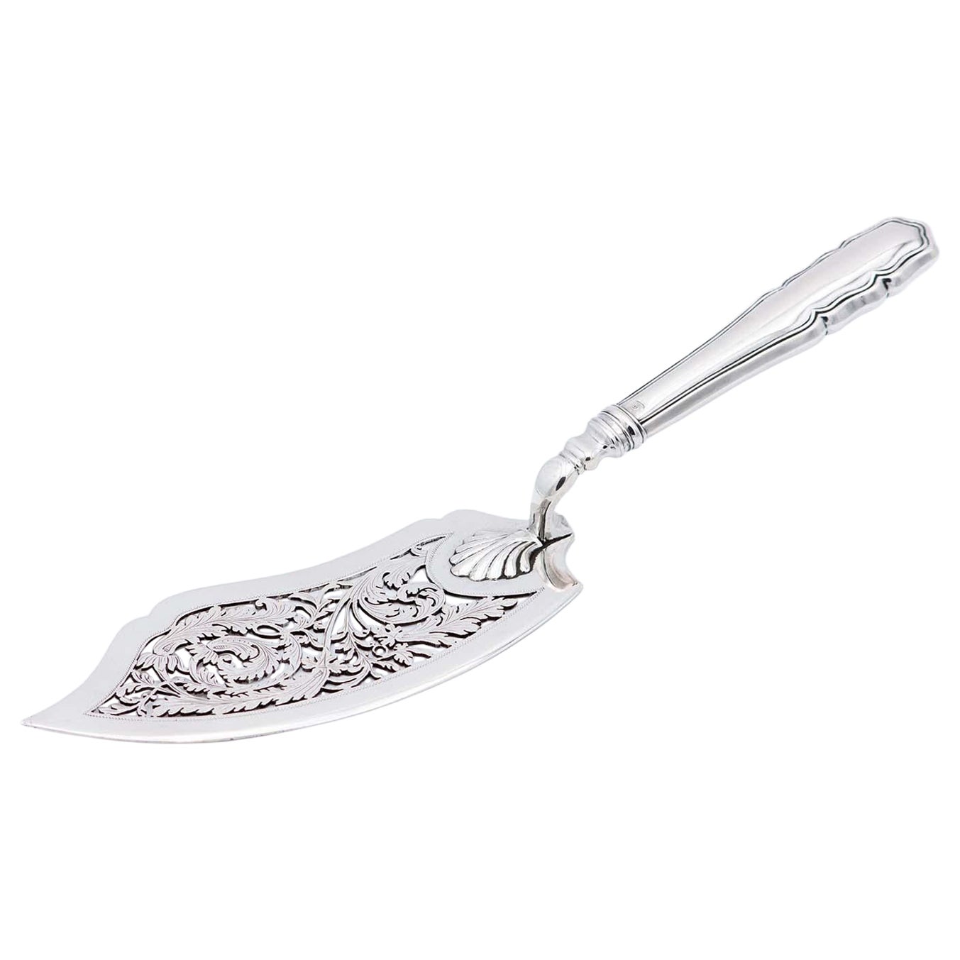 Silver fish serving spatula