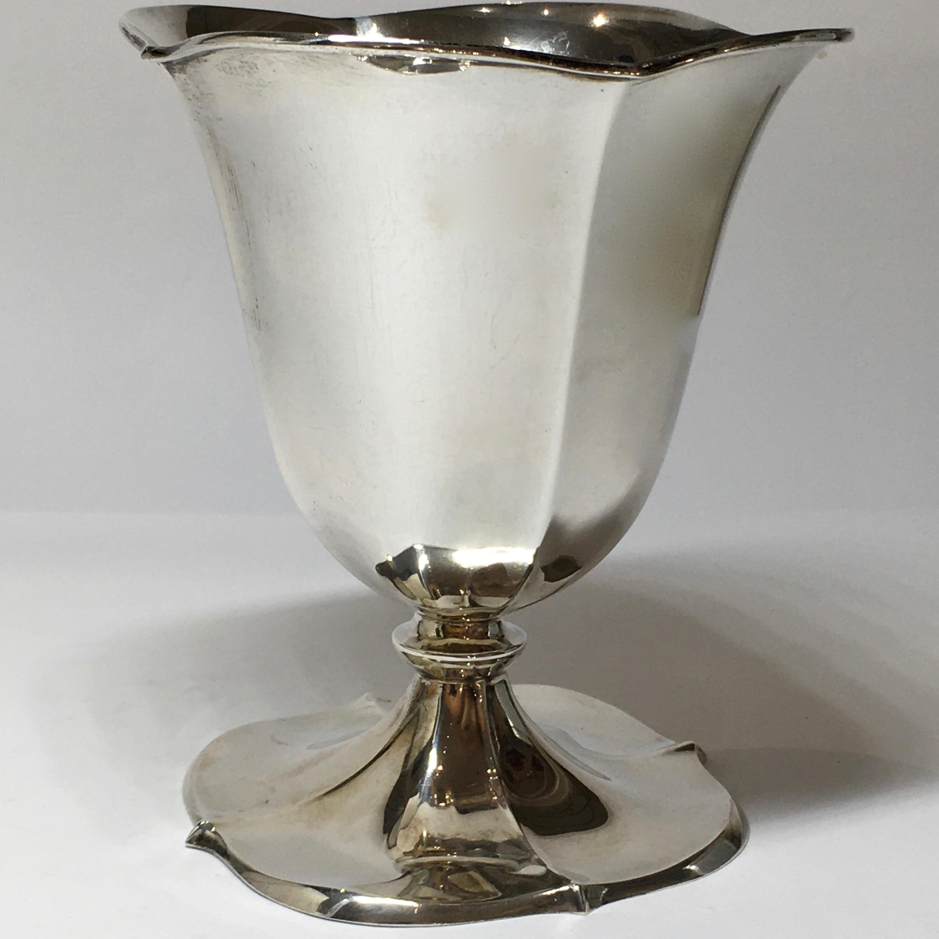 Women's or Men's Silver Flower Vase, 1934, Gerritsen Van Kempen