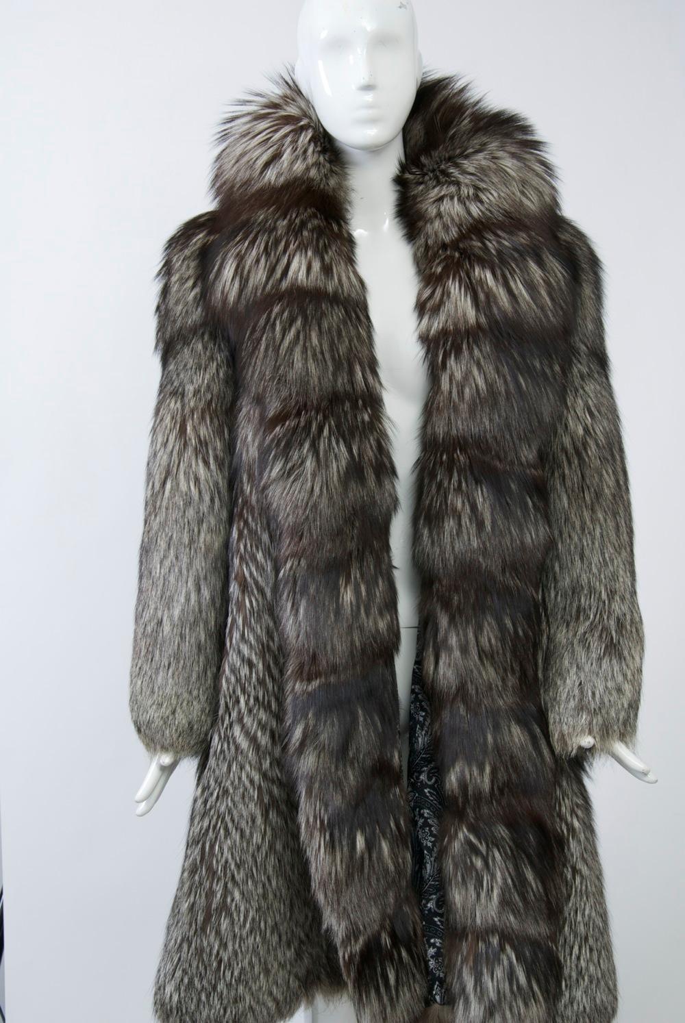 Silver Fox Coat For Sale at 1stDibs
