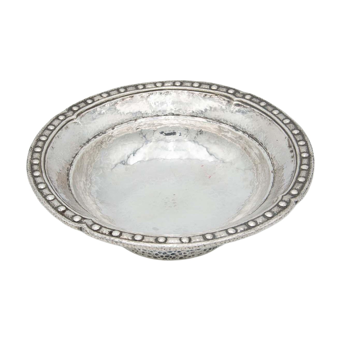 Silver fruit bowl centerpiece