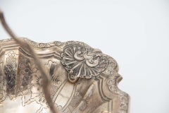 Silver fruit bowl with chiseled engravings