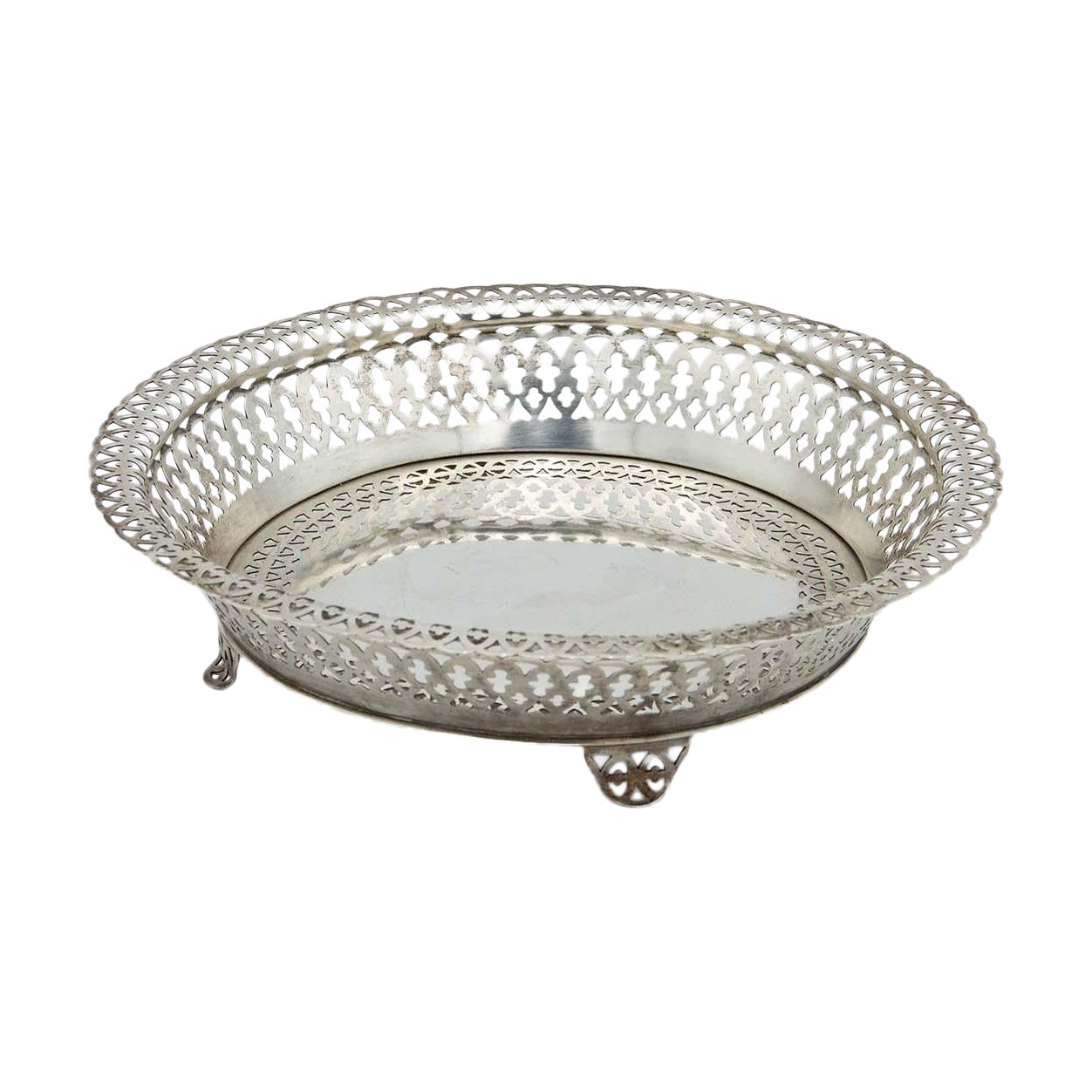 Silver fruit bowl with rack