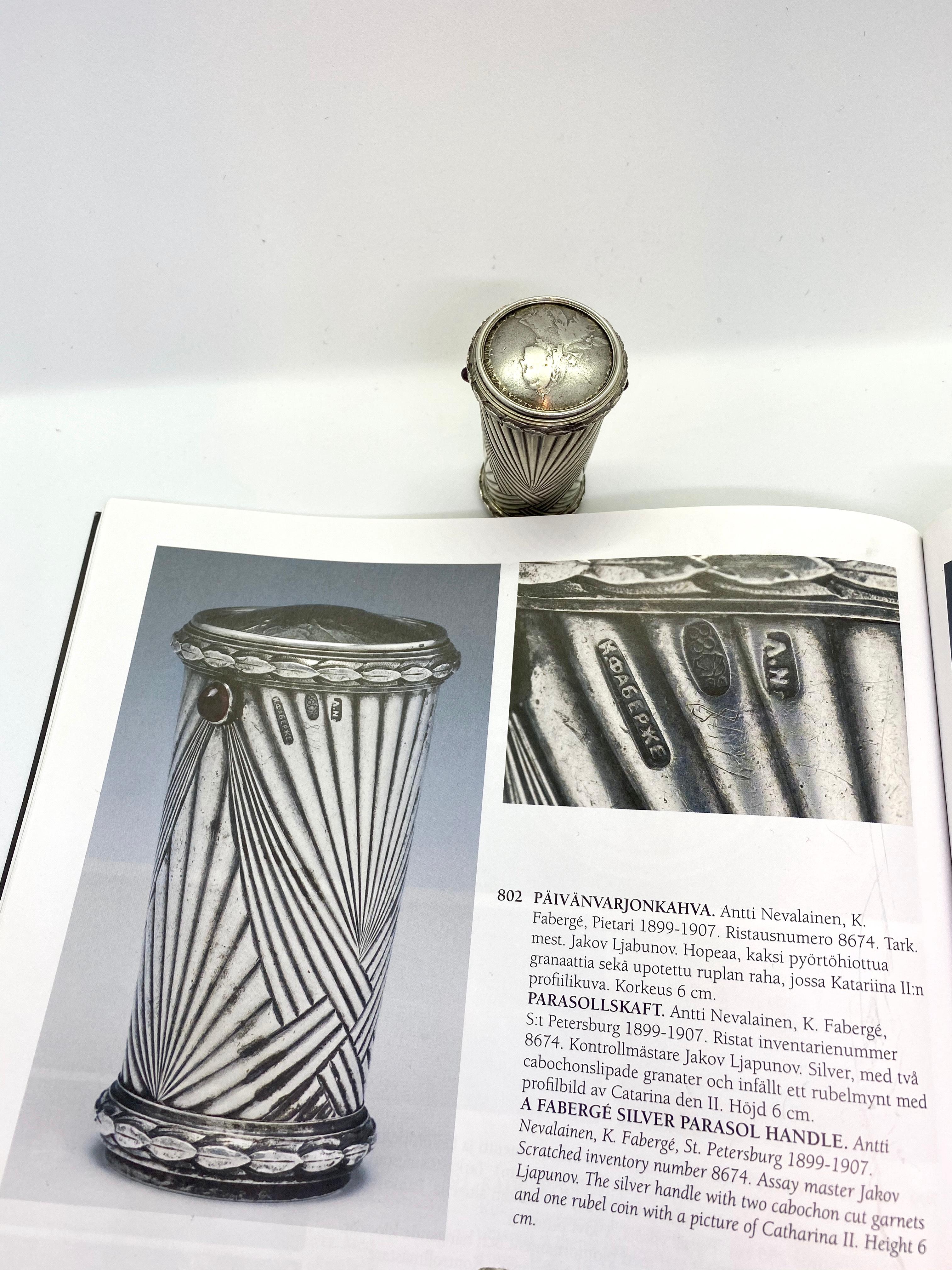 Silber Granat Rubel Münze Russland St. Petersburg Ein Fabergé Sonnenschirm Griff im Zustand „Gut“ im Angebot in Orimattila, FI