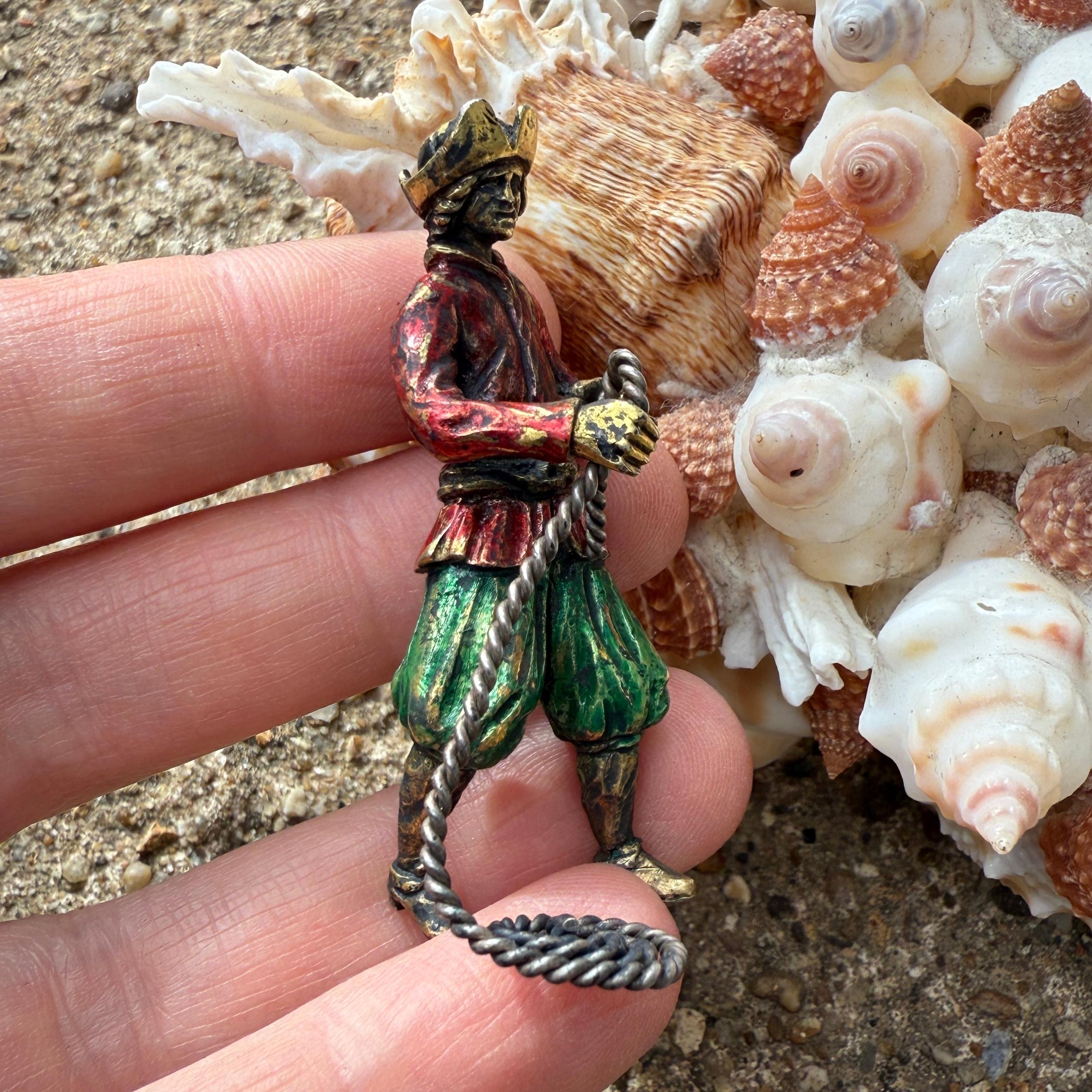 Figura di marinaio in argento dorato e smalto da un Nef. Tedesco, inizio XVII secolo in vendita 6