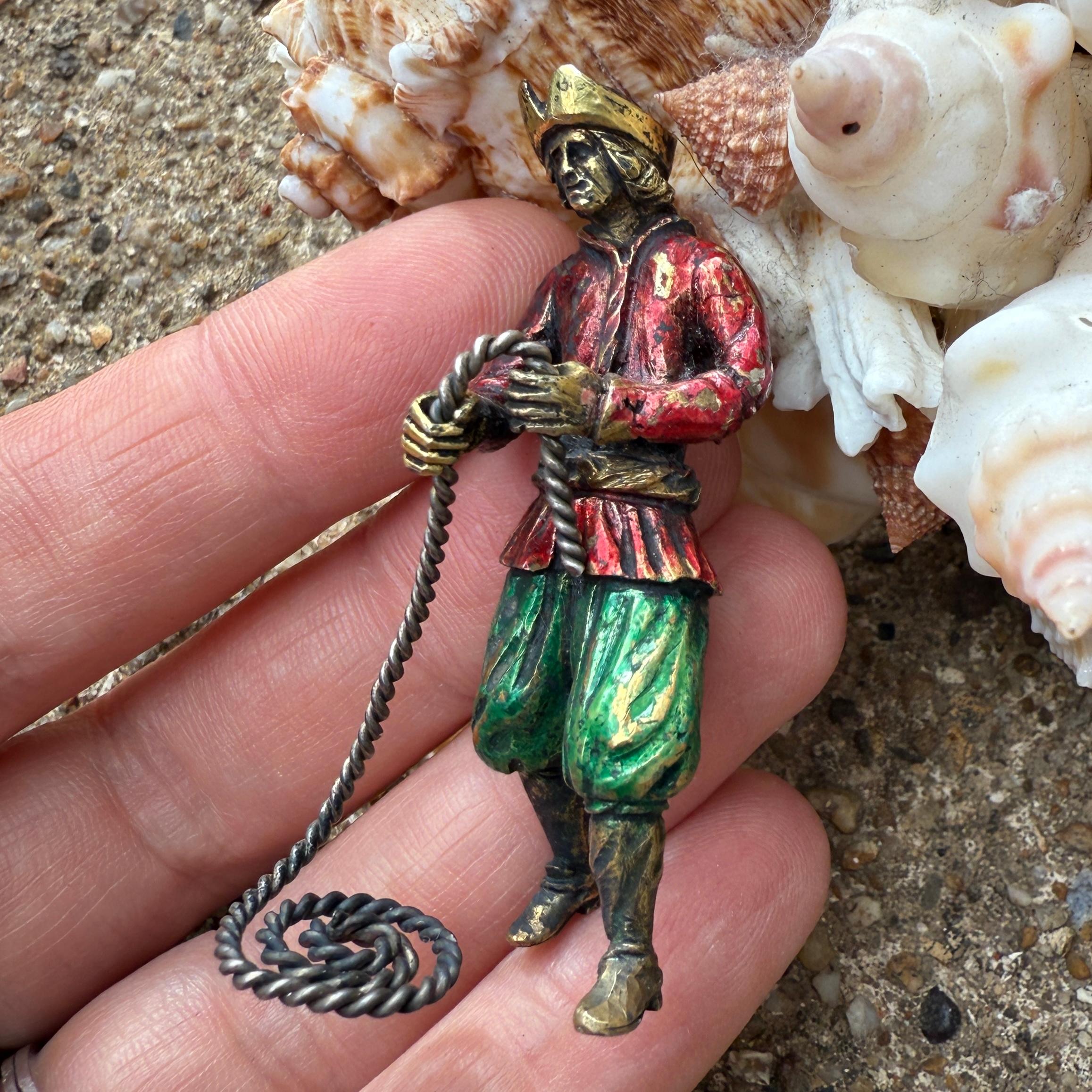 Figura di marinaio in argento dorato e smalto da un Nef. Tedesco, inizio XVII secolo in vendita 4