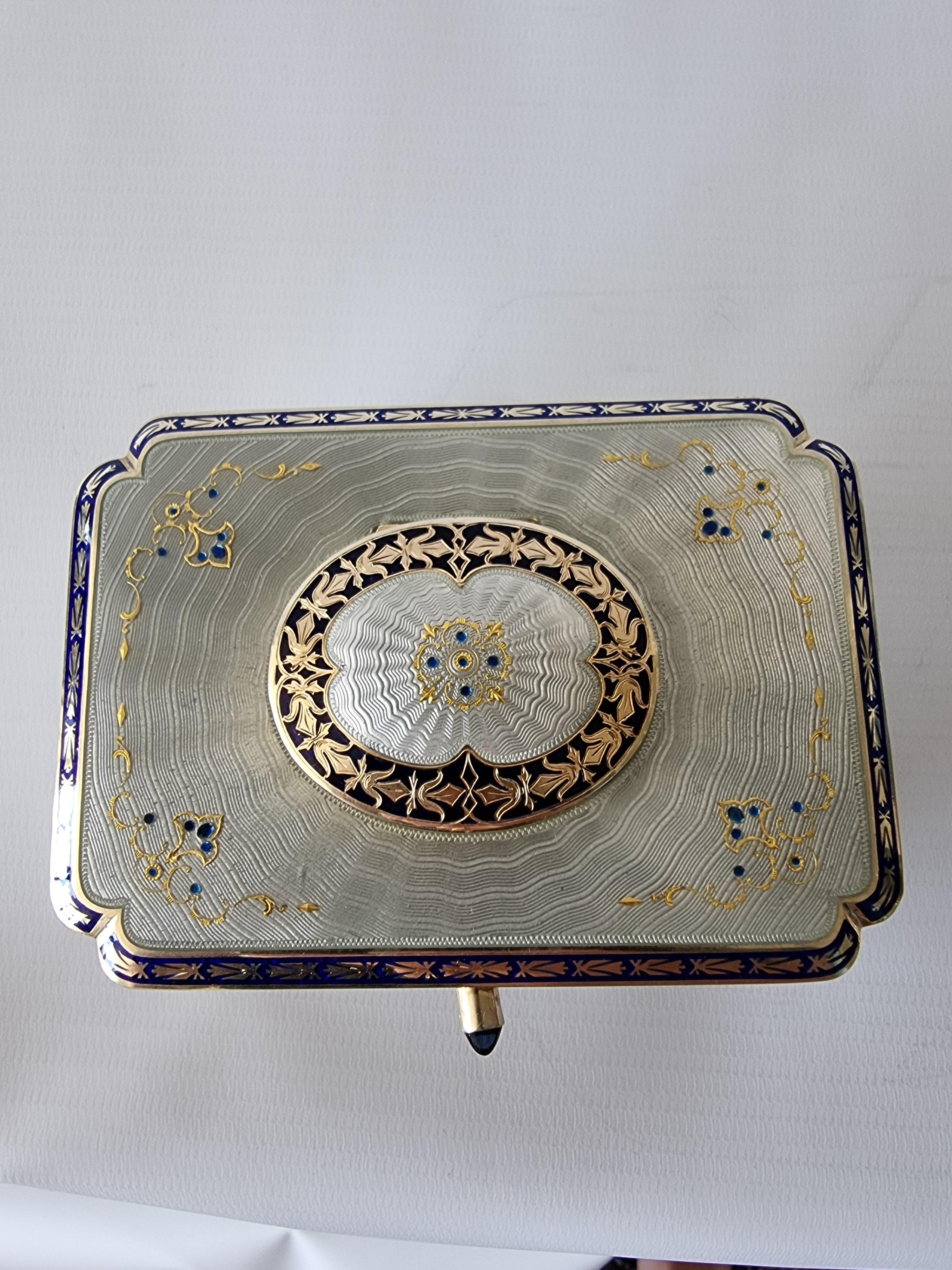 Silver Gilt and Full Radial Guilloche Enamel Singing Bird Box with Original Key For Sale 4