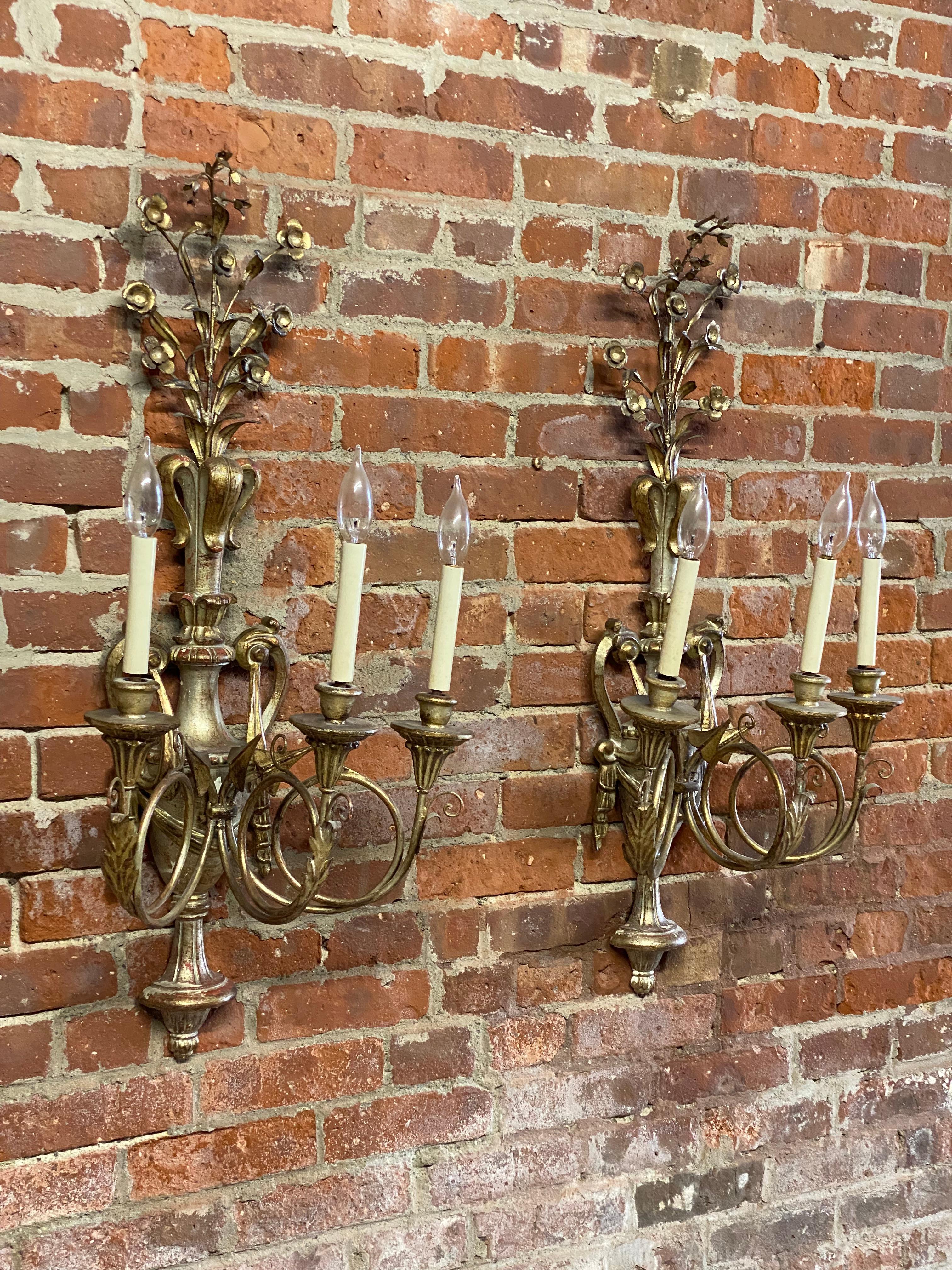 Mid-20th Century Silver Gilt Carved Wood Italian Baroque Style Sconces, a Pair