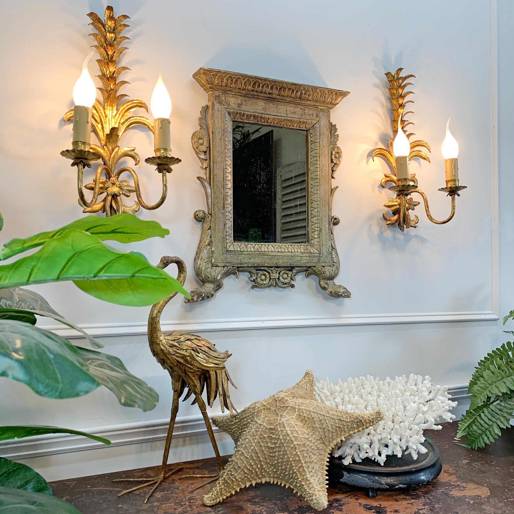 Gesso Miroir mural italien en bois sculpté et argenté 18ème siècle en vente