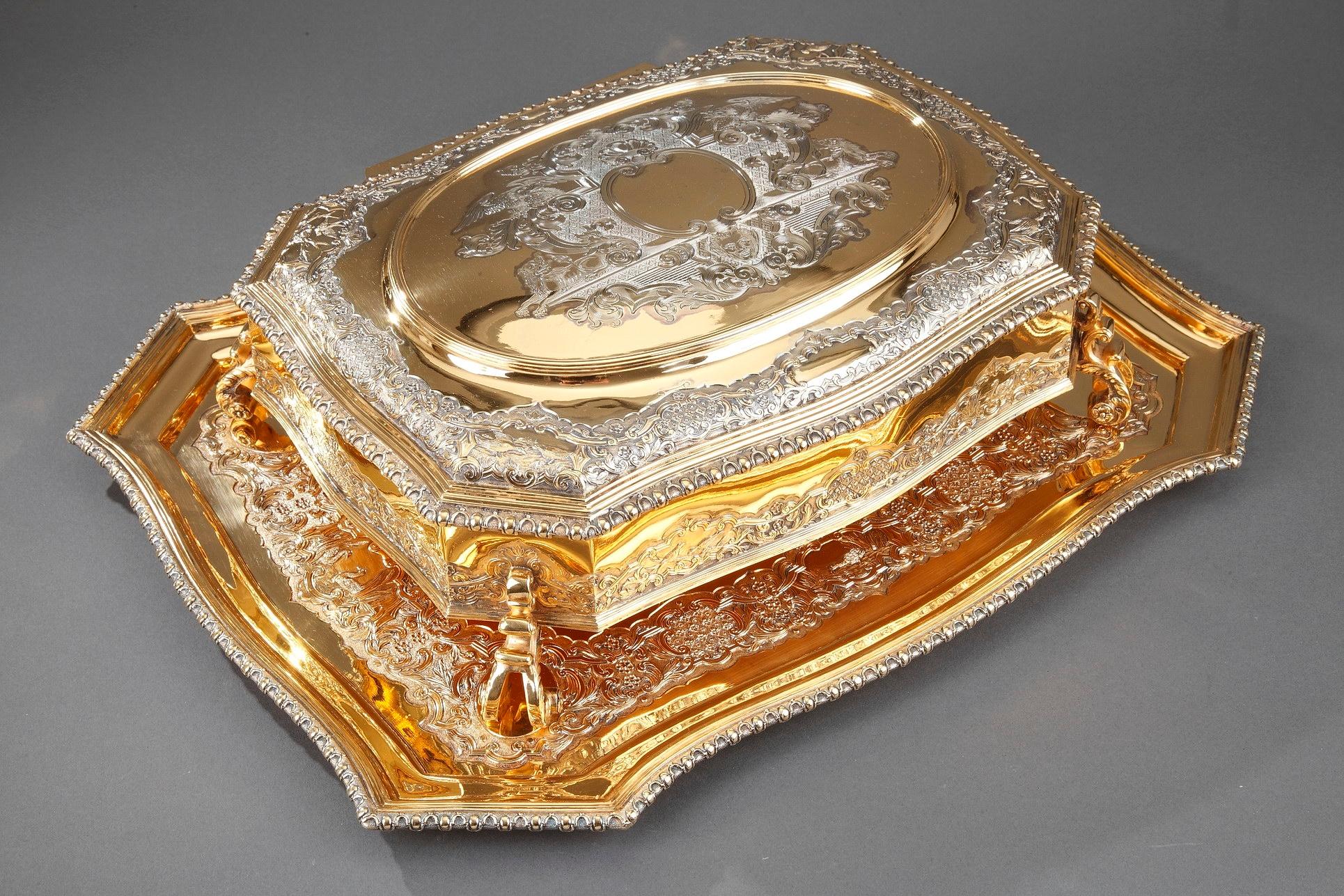 Silbervergoldetes Schminktischservice von Lionel Alfred Crichton, London, 1917 im Angebot 4