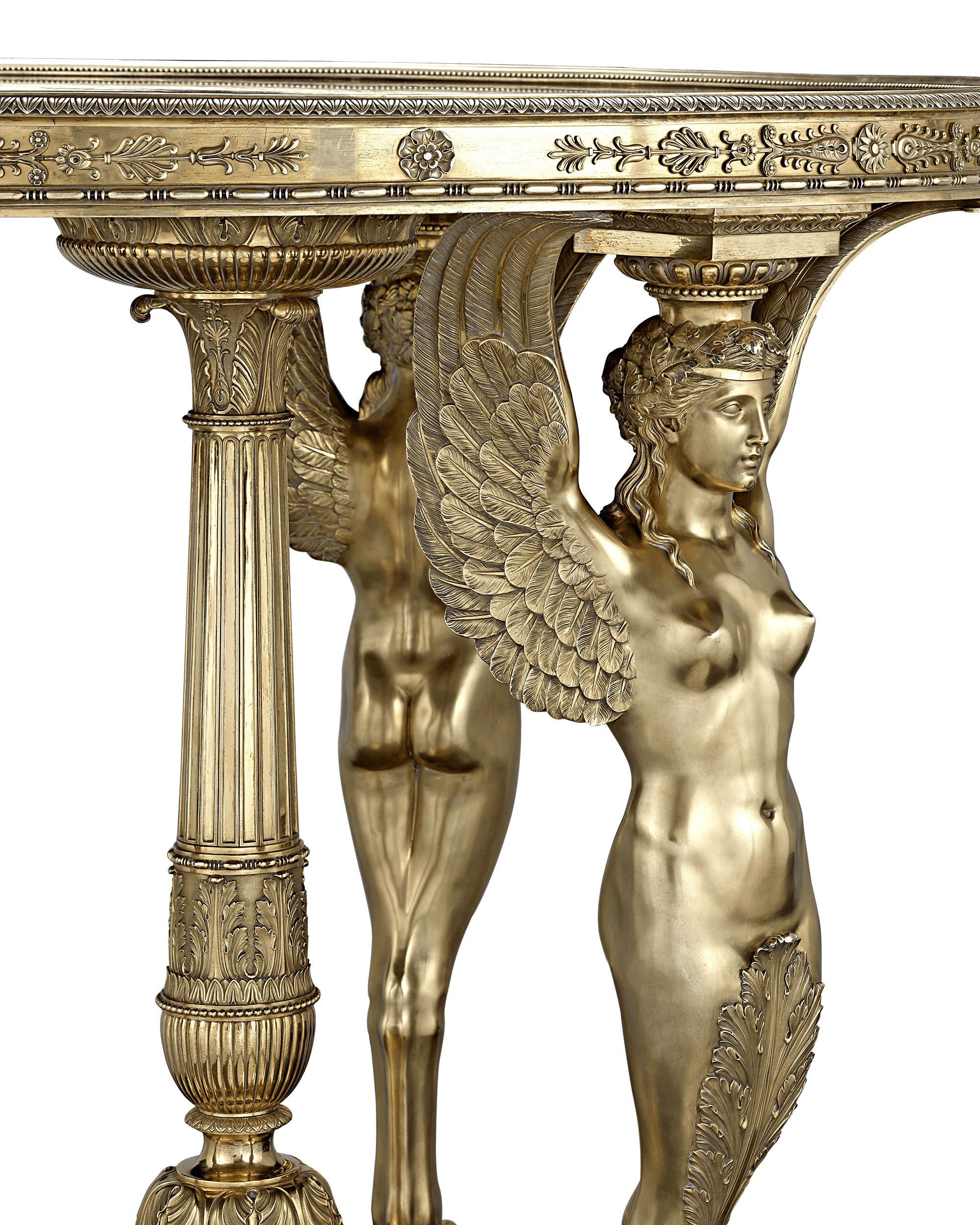 Silber-vergoldeter Ausstellungs-Teetisch von Maison Aucoc im Zustand „Hervorragend“ im Angebot in New Orleans, LA