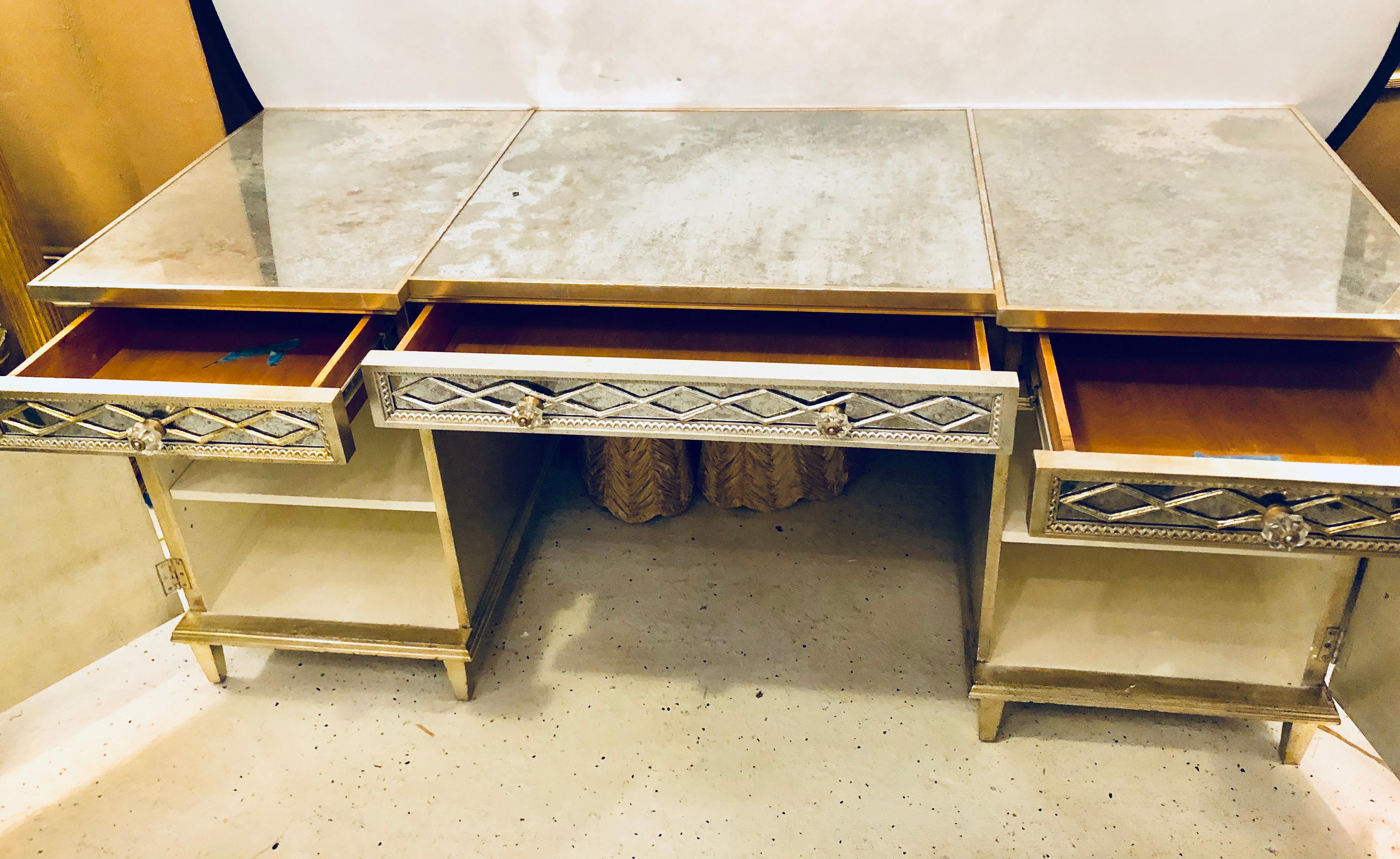20th Century Silver Gilt Triple Vanity with Antique Mirror Panelling and Closed Arrow Design