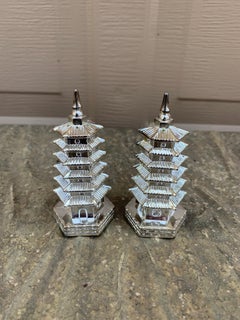 Salière et poivrière en argent Godinger Chinoiserie Pagode