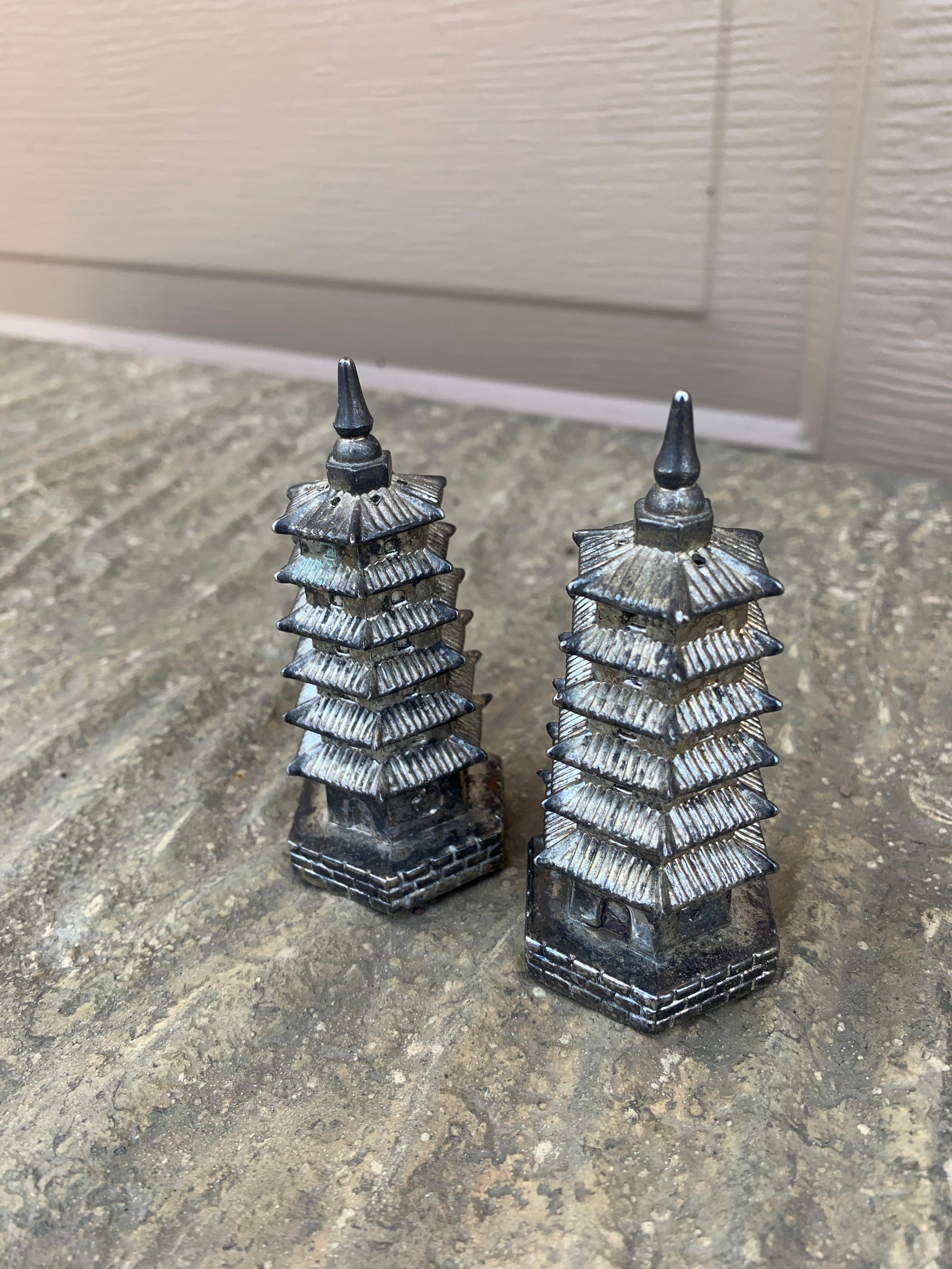 Cineserie Porta sale e pepe Godinger Chinoiserie Pagoda in argento in vendita