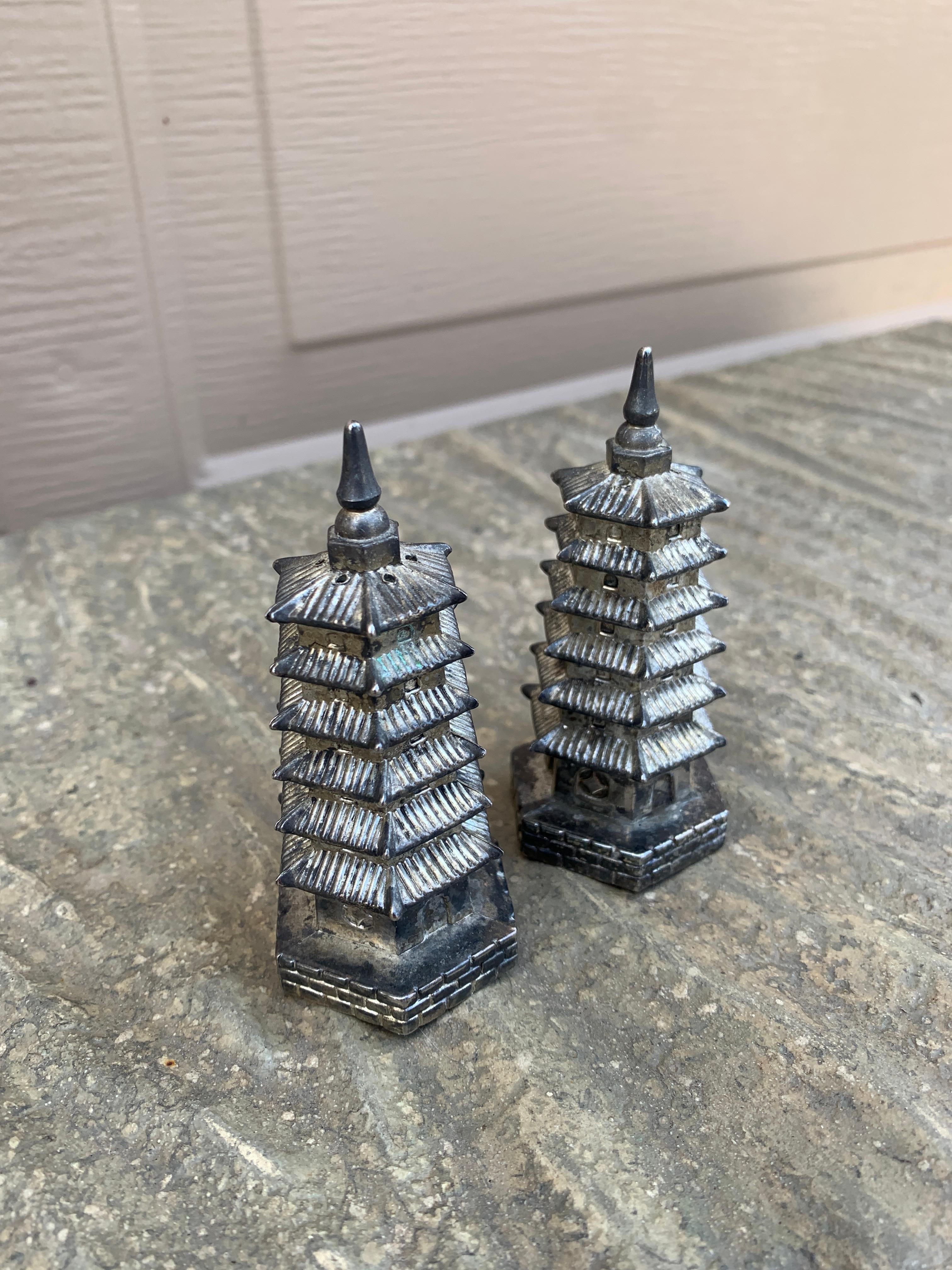 Americano Porta sale e pepe Godinger Chinoiserie Pagoda in argento in vendita