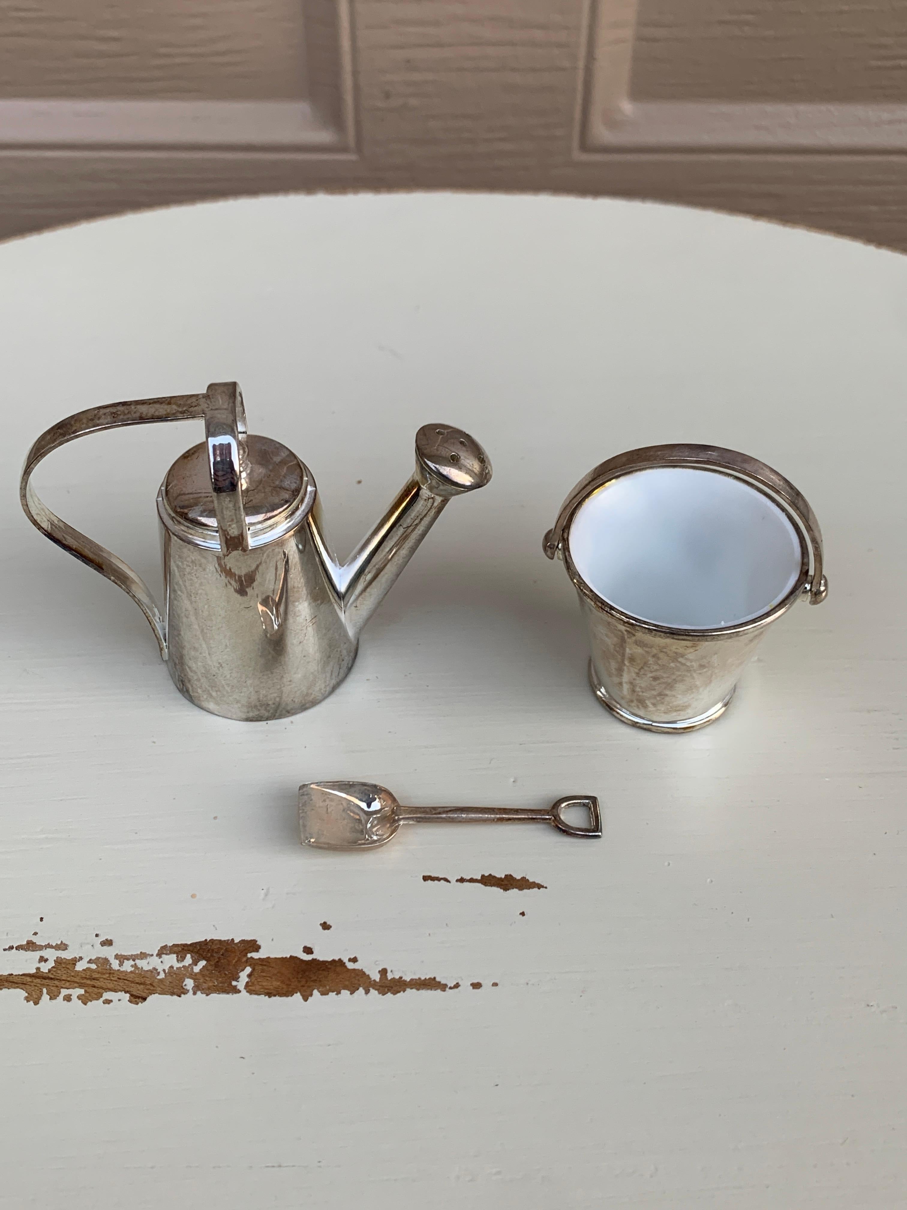 American Silver Godinger Country Garden Pail and Watering Can Salt and Pepper Shakers For Sale